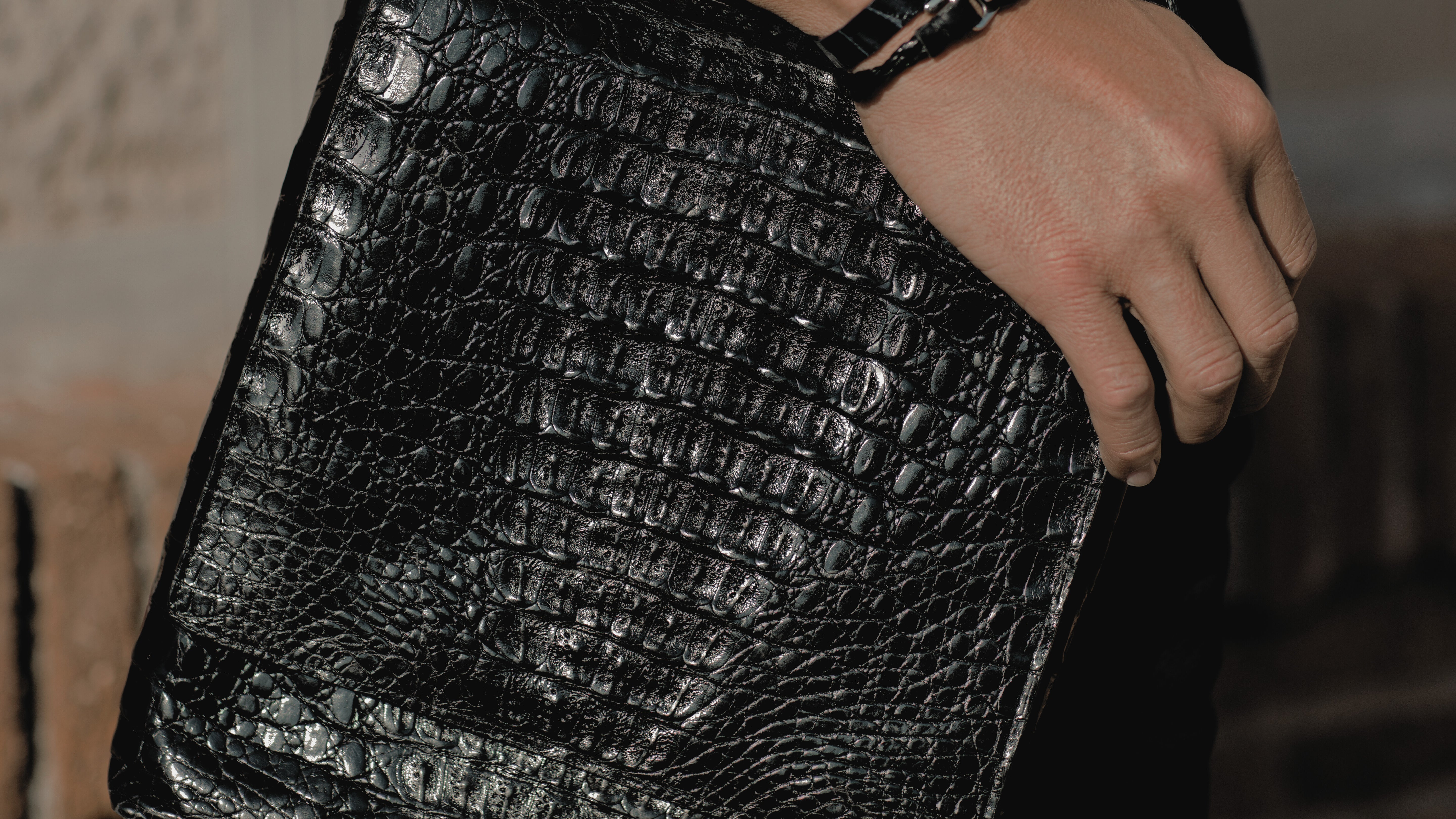 WOMO - EXOTIC - Bolsos