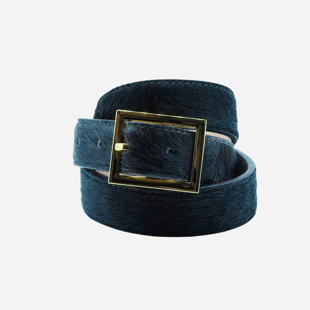 Cinturón CUBO negro en cuero de pelo con hebilla cuadrada dorada- estilo versátil para cintura o cadera