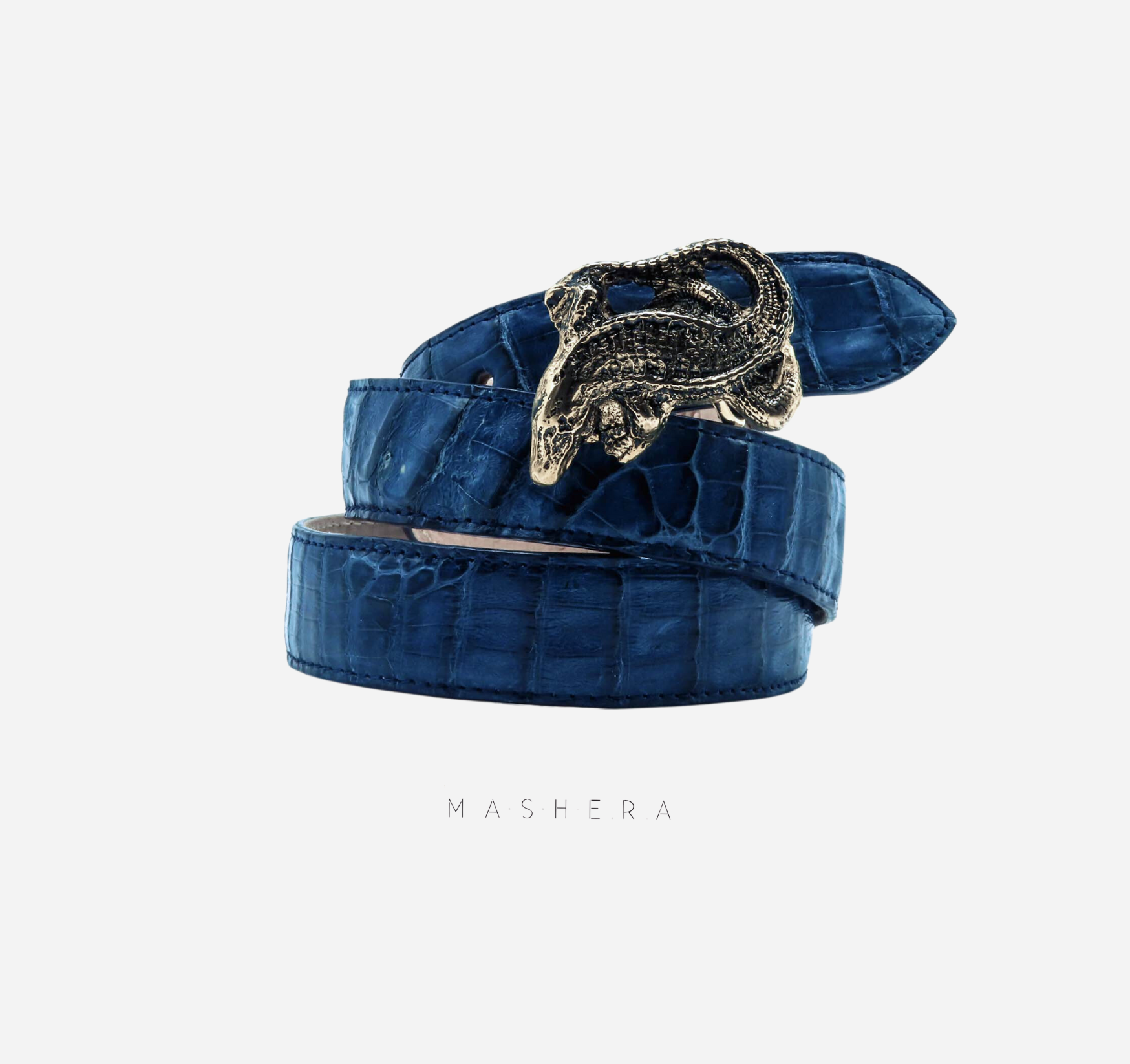 Foto de estudio de Cinturón CAIMÁN en cocodrilo azul- hebilla exclusiva de caimán