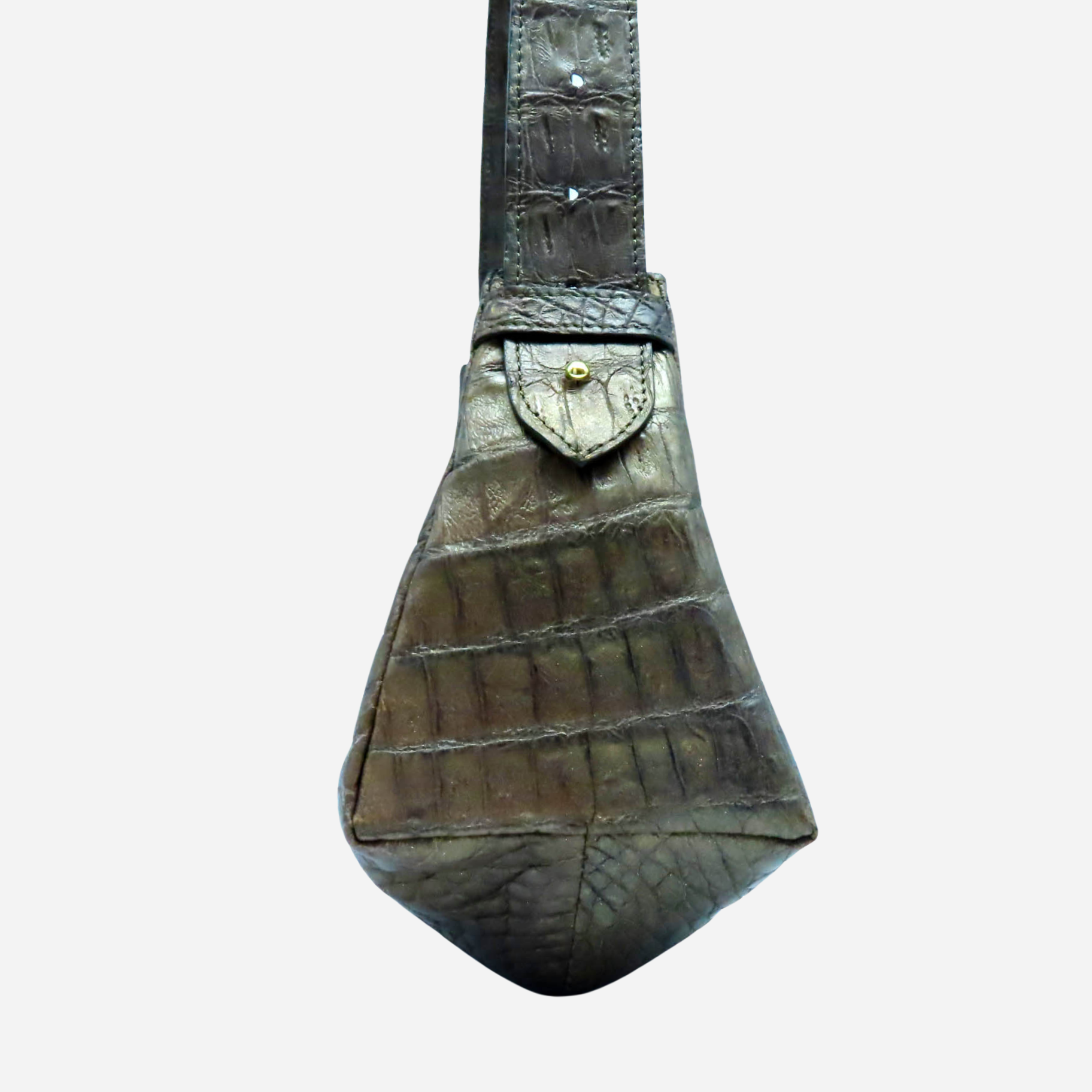 Vista lateral bolso CANASTY bronce - acabado artesanal en piel de cocodrilo