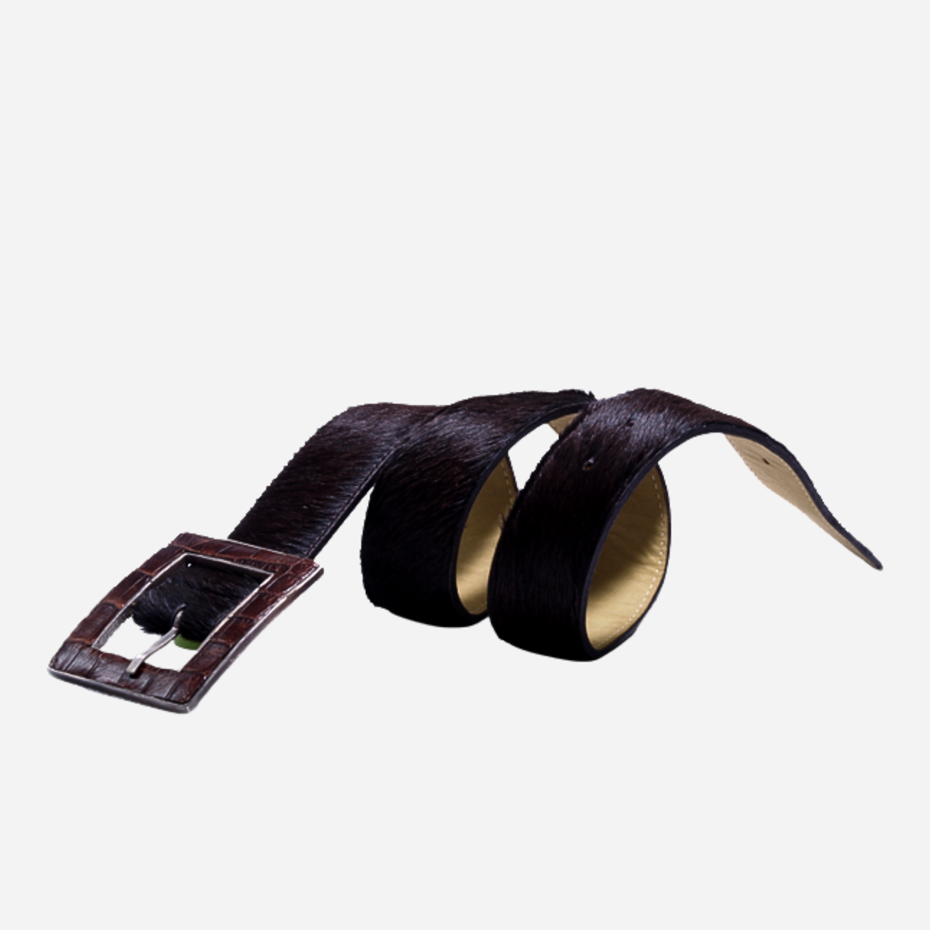 Cinturón BELÉN en cuero chocolate oscuro - aplique de cocodrilo y acabado artesanal